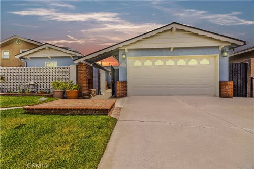 20908 New Hampshire Ave, Torrance, CA, 90502-1752 | Card Image