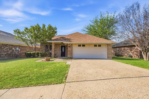 2838 Big Oaks Dr, Garland, TX, 75044-7450 | Card Image