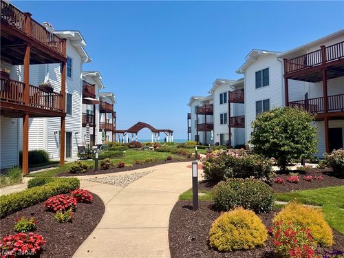 602b-5753 Lake Rd E, Geneva, OH, 44041-9041 | Card Image