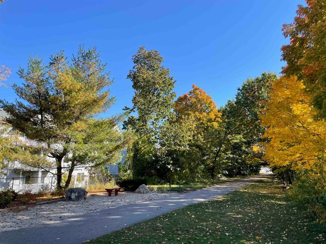 APT-22 - 11 Railroad Ave, Condo with 2 bedrooms, 1 bathrooms and null parking in Derry NH | Image 40