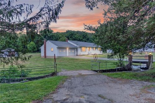 51 Reynolds Rd, Tamaqua, PA, 18252-5405 | Card Image