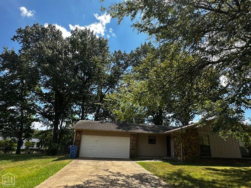 1821 Rich Rd, Jonesboro, AR, 72401-5608 | Card Image
