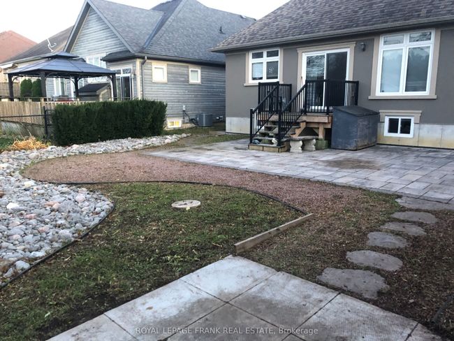 8 - 24 Brinton Dr, Condo with 4 bedrooms, 3 bathrooms and 2 parking in Peterborough ON | Image 43