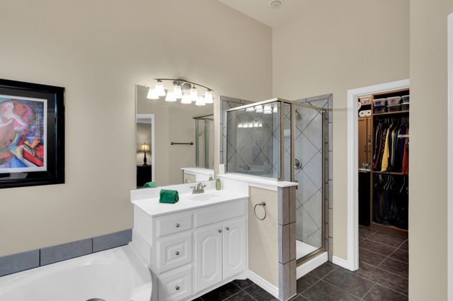5210 Medallion Ct, House other with 5 bedrooms, 4 bathrooms and null parking in Midlothian TX | Image 22