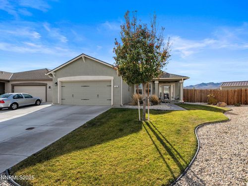 199 Walnut Ct, Fernley, NV, 89408-7032 | Card Image