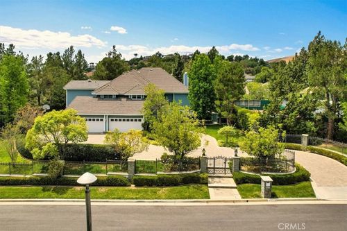 4085 Live Oak Ln, Yorba Linda, CA, 92886-7131 | Card Image