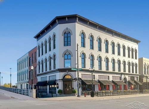 301 Court St, Saginaw, MI, 48602-4208 | Card Image