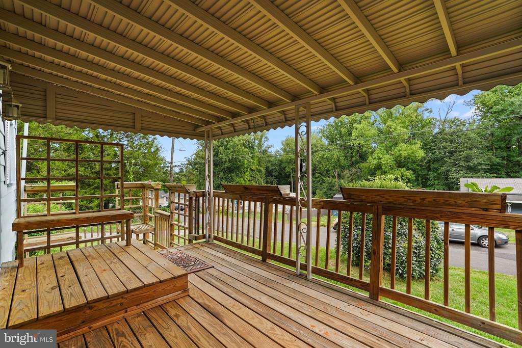 Residential in LINTHICUM HEIGHTS 5