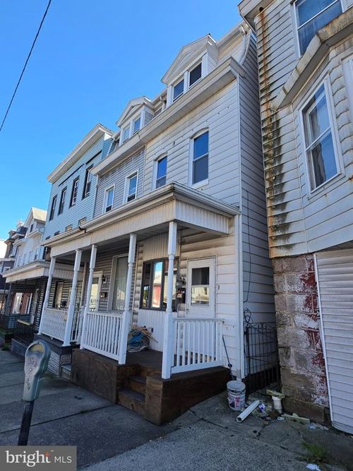 1222 Centre St, ASHLAND, PA, 17921-1208 | Card Image