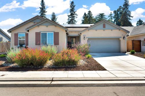 1807 Las Rosas Ave, Clovis, CA, 93619-5312 | Card Image
