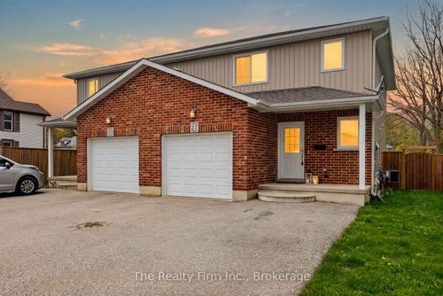 27 Catherine Street, Ingersoll, ON, N5C1L2 | Card Image