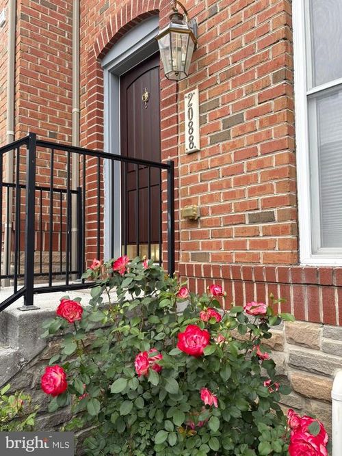 2088 Clipper Park Rd, BALTIMORE, MD, 21211-1405 | Card Image