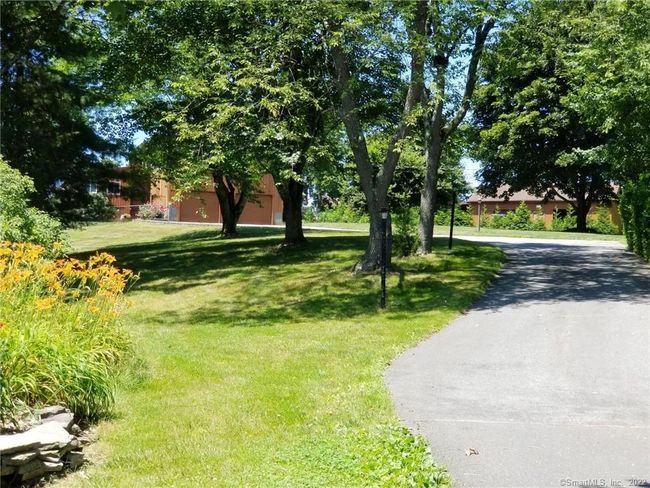 639 Reservoir Rd, House other with 3 bedrooms, 3 bathrooms and null parking in Cheshire CT | Image 38