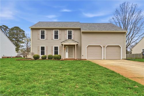 813 Arcadia Rd, Chesapeake, VA, 23320-3172 | Card Image