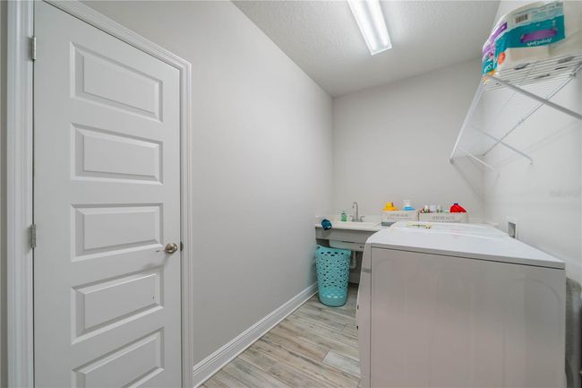 5538 Spanish Moss Cv, House other with 3 bedrooms, 2 bathrooms and null parking in BRADENTON FL | Image 13