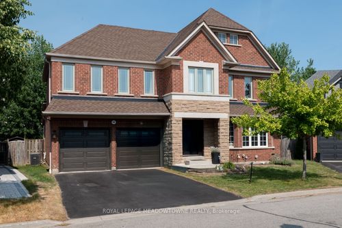 49 Montebello Cres, Ajax, ON, L1T4P2 | Card Image