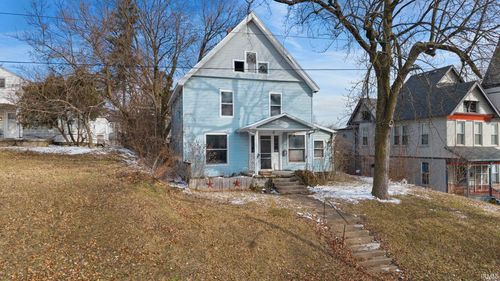 608 W 3rd St, Marion, IN, 46952-3747 | Card Image