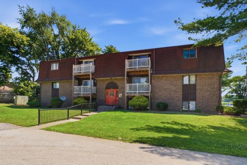 4-1299 48th Ave, East Moline, IL, 61244-4416 | Card Image