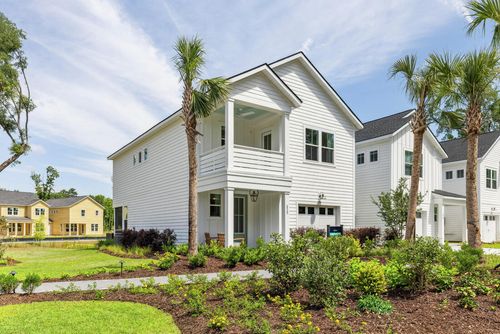 100 Hawthorne Landing Dr, Goose Creek, SC, 29445-3685 | Card Image