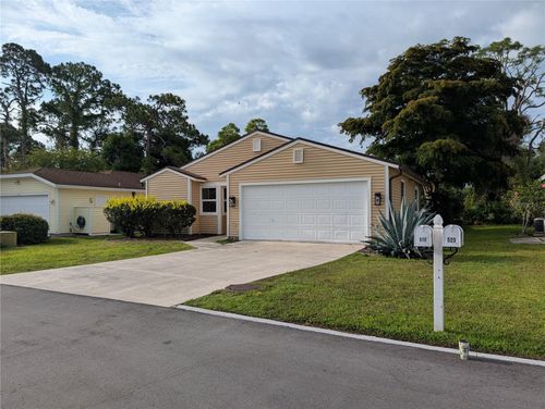 517 Bearded Oaks Cir, SARASOTA, FL, 34232-1657 | Card Image