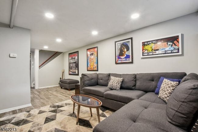 89 Maple St, House other with 5 bedrooms, 3 bathrooms and null parking in Millburn NJ | Image 27
