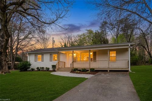 335 Badgett Ave, Mount Airy, NC, 27030-9208 | Card Image