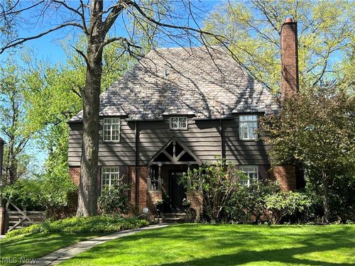 15489 Brewster Rd, East Cleveland, OH, 44112-3505 | Card Image