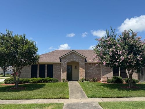 4202 Wolf Creek Dr, Corpus Christi, TX, 78413-4406 | Card Image