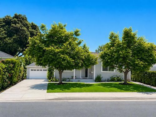 2238 Central Way, San Jose, CA, 95128 | Card Image