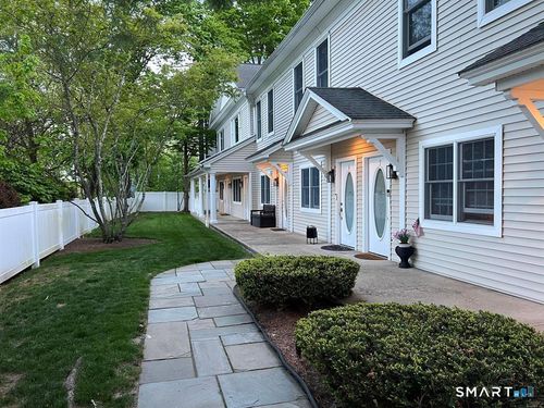 7-20 Cross St, Westport, CT, 06880-4234 | Card Image