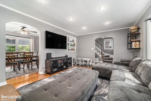 3713 Wakefield Rd, Berkley, MI, 48072-1407 | Card Image
