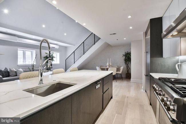 UNIT-313 - 1745 N St Nw, Condo with 2 bedrooms, 3 bathrooms and null parking in WASHINGTON DC | Image 9