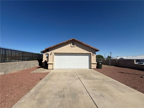 1805 Sunset Blvd, Kingman, AZ, 86401-5122 | Card Image