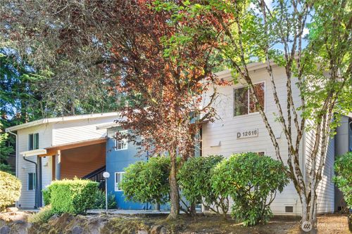 apt-d7-12616 Ne 119th St, Kirkland, WA, 98034-4151 | Card Image