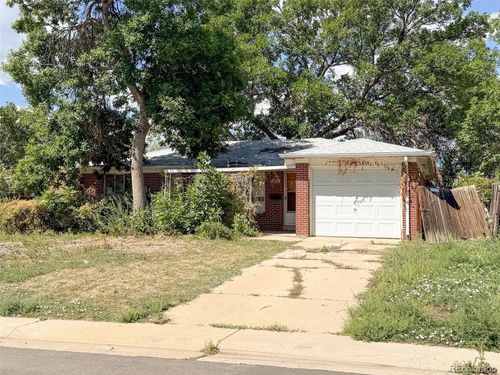 801 Ash St, Broomfield, CO, 80020-2604 | Card Image