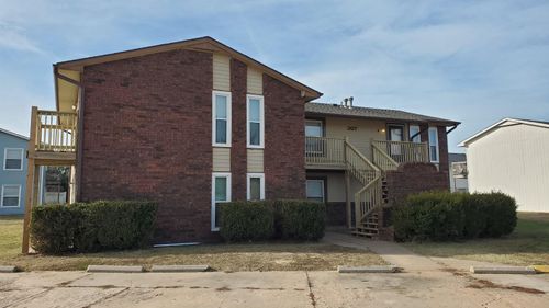 207 N Acadia Ave, Wichita, KS, 67212-3597 | Card Image