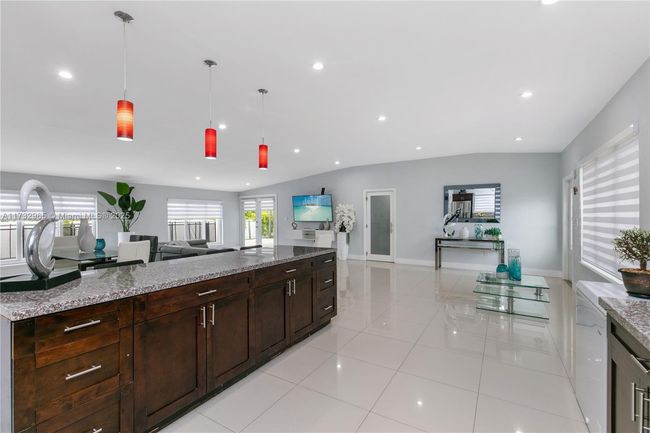 9485 Thanksgiving Dr, House other with 4 bedrooms, 3 bathrooms and null parking in Cutler Bay FL | Image 11