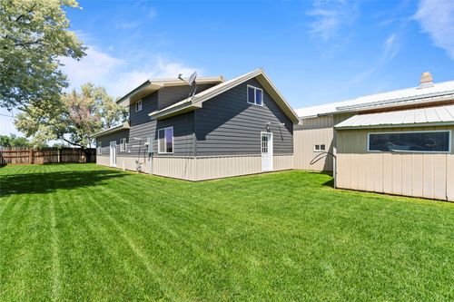 29 12th St, Vaughn, MT, 59487-9742 | Card Image