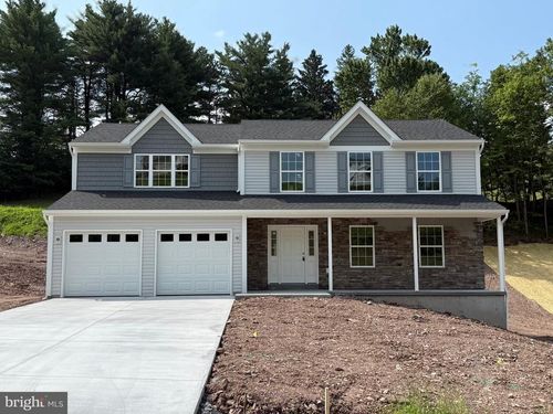 6 Country Club Rd, Ashland, PA, 17921-9043 | Card Image