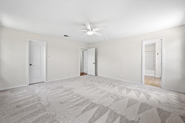 131 Olson Cv, House other with 4 bedrooms, 3 bathrooms and 4 parking in Kyle TX | Image 17