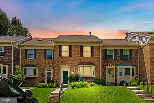 8 Cross Falls Cir, SPARKS, MD, 21152-9355 | Card Image