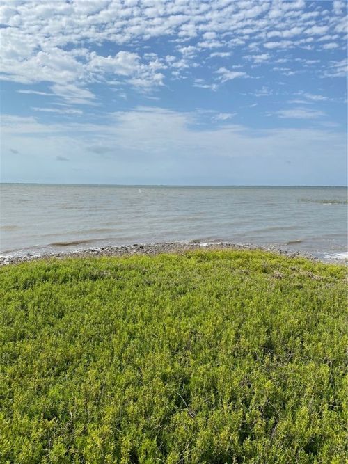2512 1st St, Bayside, TX, 78340 | Card Image