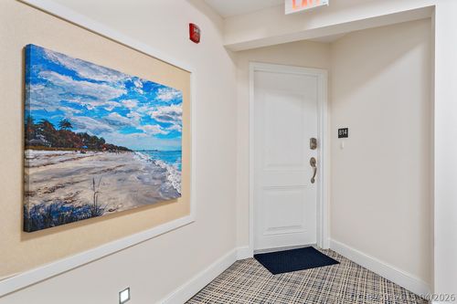 814 Bay Colony Dr S, Juno Beach, FL, 33408-2186 | Card Image
