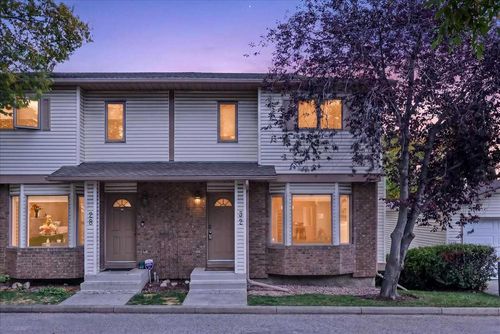 32 Patina Pk Sw, Calgary, AB, T3H3E1 | Card Image