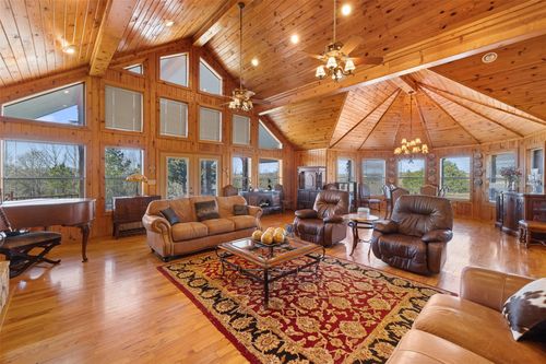 6622 County Road 360, Buffalo, TX, 75831-4325 | Card Image