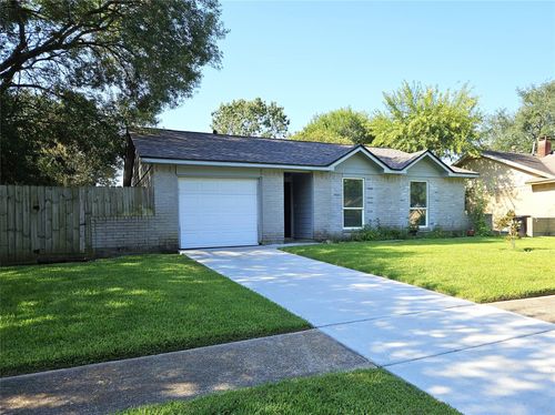 2513 Knoxville Dr, League City, TX, 77573-4807 | Card Image