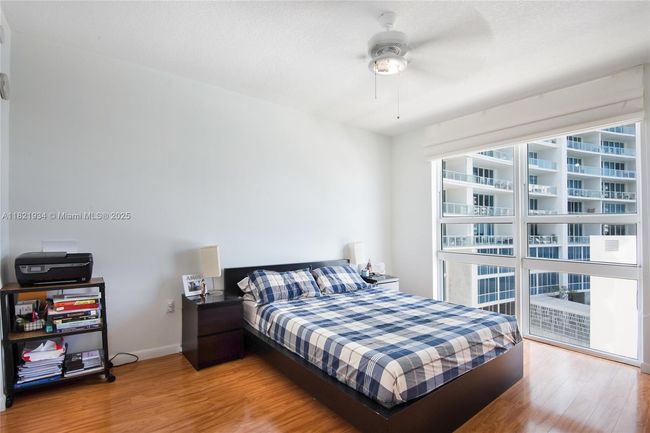 APT-626 - 2000 N Bayshore Dr, Condo with 1 bedrooms, 1 bathrooms and null parking in Miami FL | Image 9