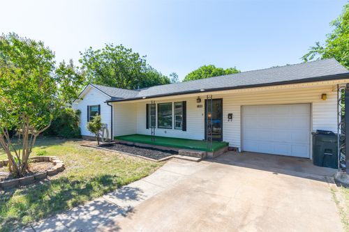 2309 Moore St, Abilene, TX, 79605-7141 | Card Image