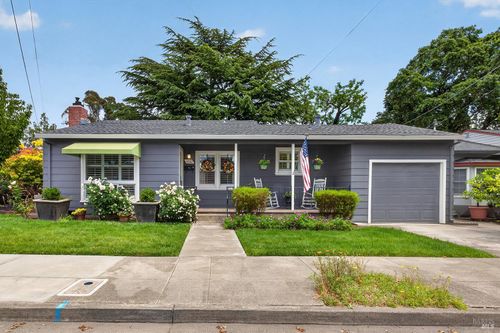 1832 Wright Street, Santa Rosa, CA, 95404 | Card Image