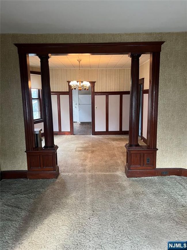 78 1 St St, Home with 4 bedrooms, 2 bathrooms and null parking in Clifton NJ | Image 8
